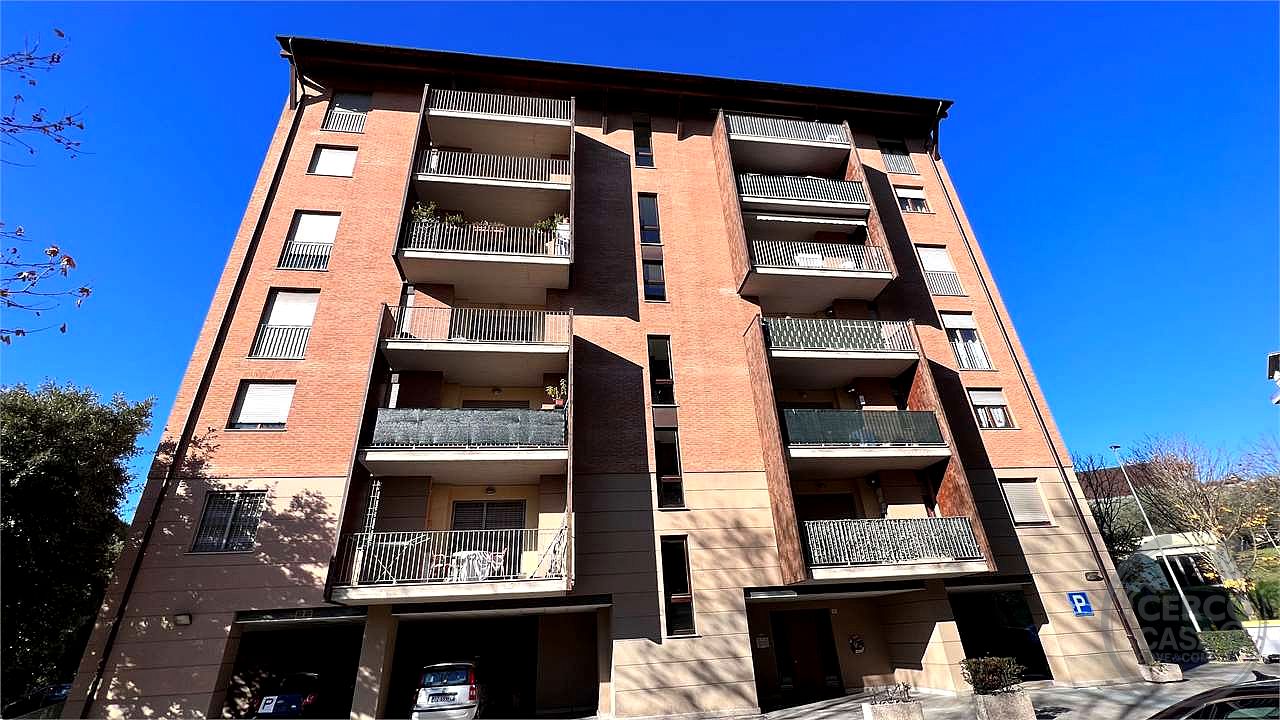 TRILOCALE ARREDATO ZONA FILOSOFI-PALLOTTA - Perugia