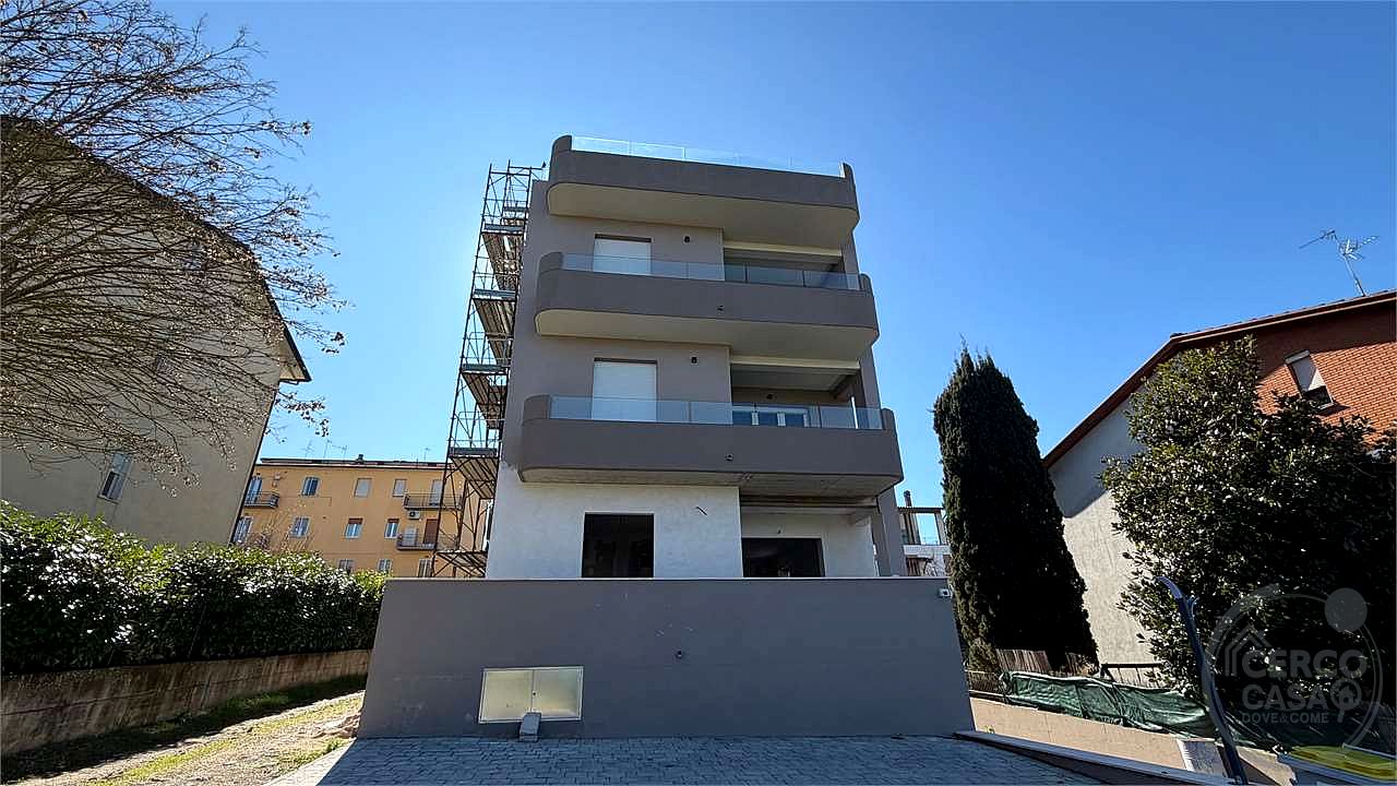 PILA in Classe "A" - Trilocale con ampio lastrico