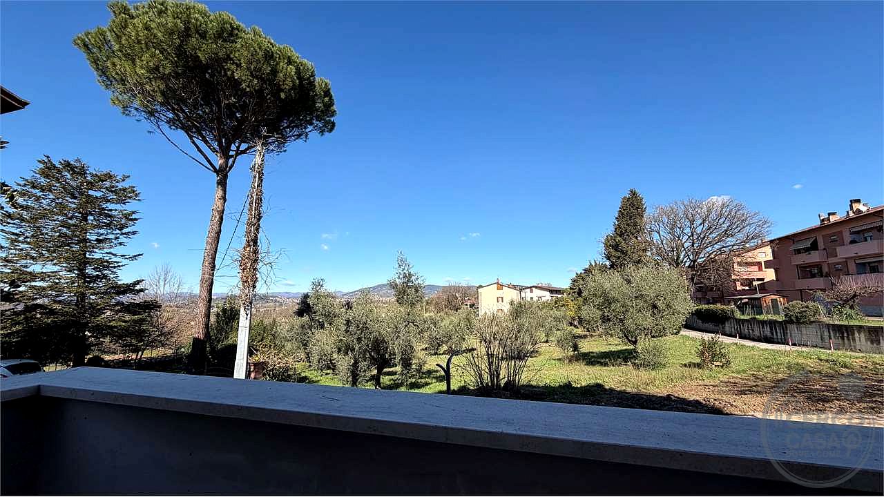 PILA in Classe "A" - Trilocale con ampio lastrico