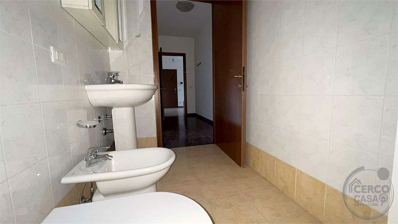 VIA SETTEVALLI TRILOCALE CON GARAGE