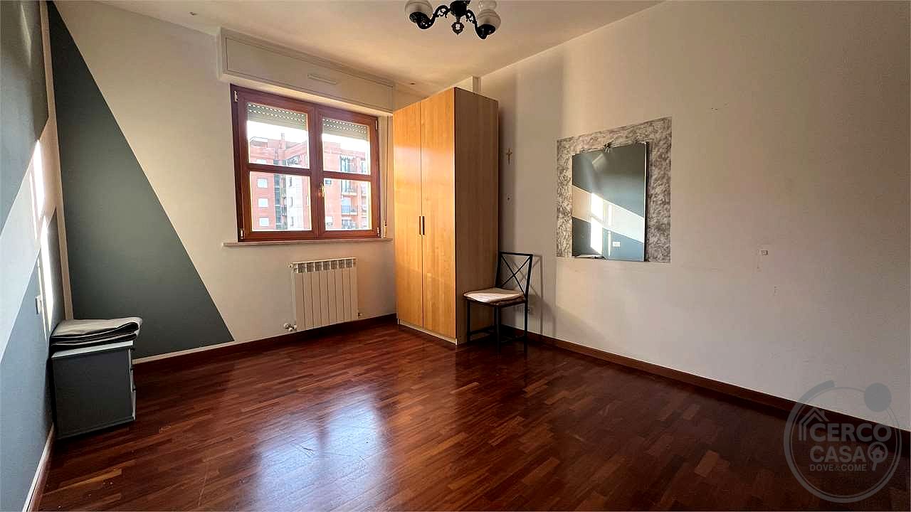 VIA SETTEVALLI TRILOCALE CON GARAGE