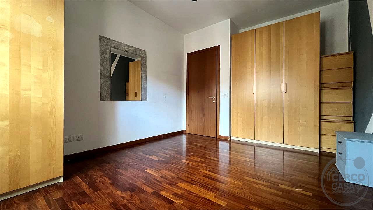 VIA SETTEVALLI TRILOCALE CON GARAGE