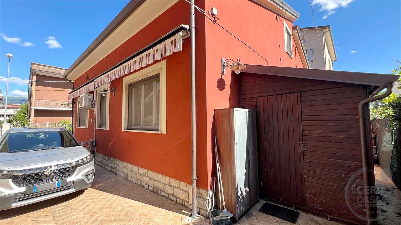 Villa in Vendita a Bastia Umbra (PG) Via Cecoslovacchia 5