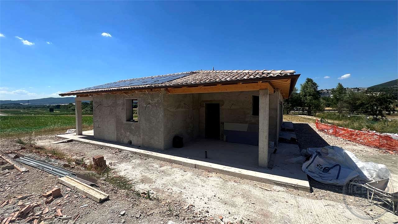 SAN MARIANO – VILLA DI NUOVA COSTRUZIONE con BONUS Fiscali