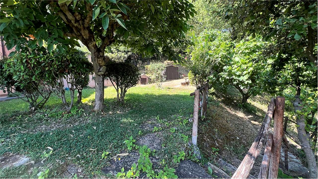 San Mariano, Appartamento con le caratteristiche di una villa
