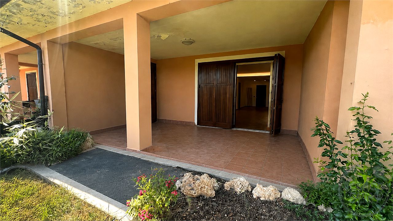 San Mariano, Appartamento con le caratteristiche di una villa
