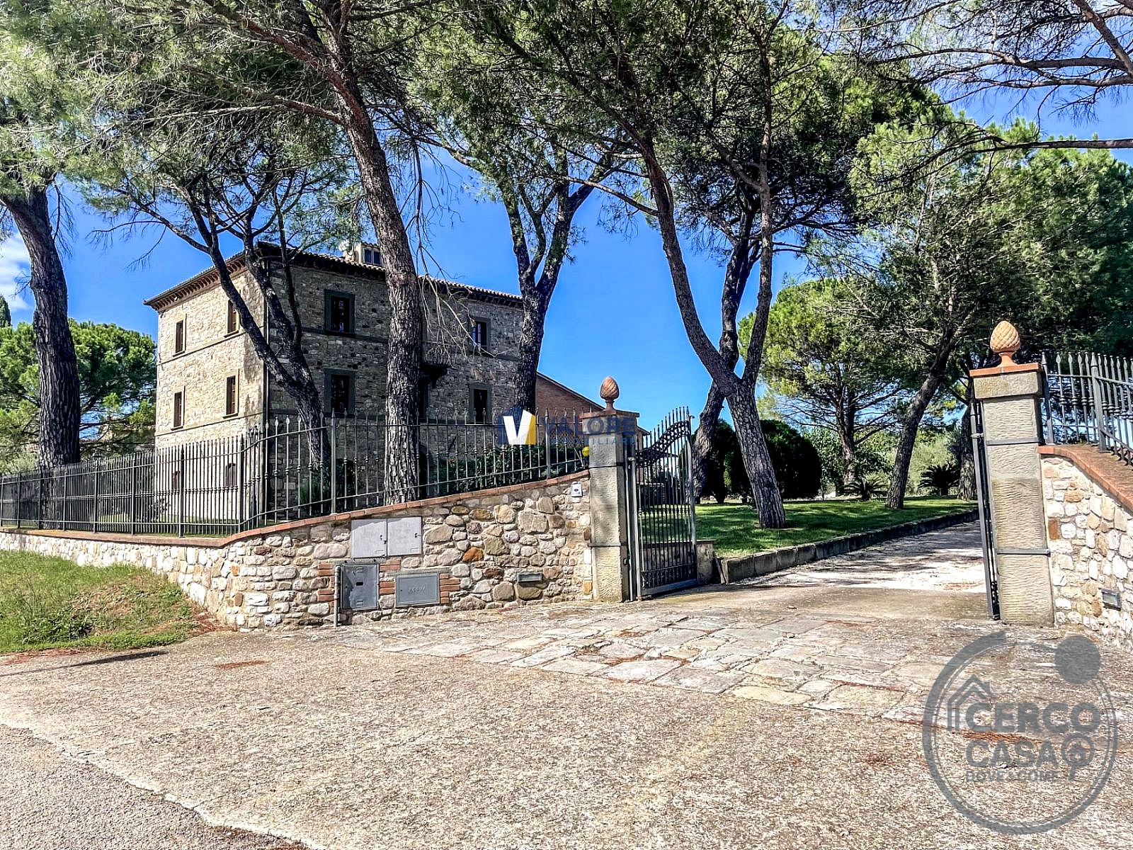 VILLA VENDITA FRATTA TODINA · foto 15