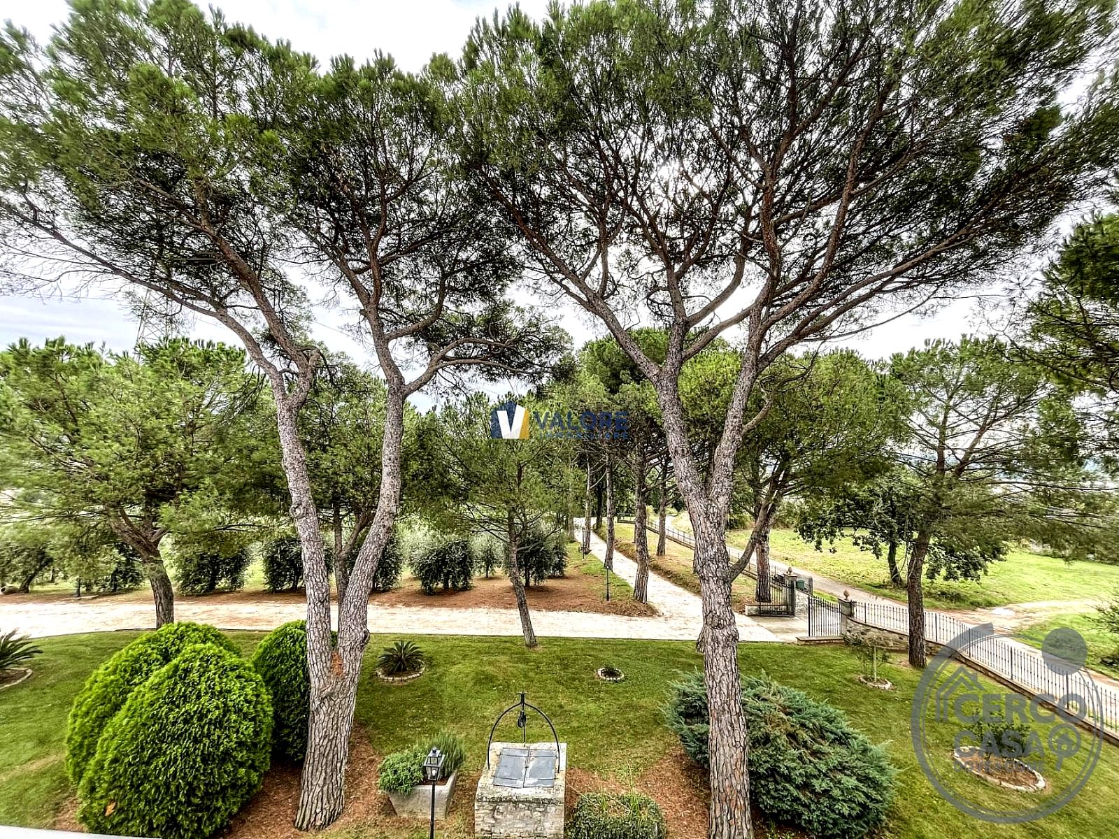 VILLA VENDITA FRATTA TODINA · foto 2