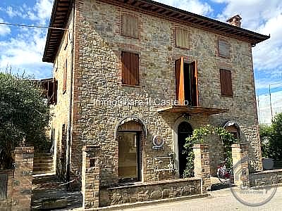 VILLA VENDITA FRATTA TODINA · foto 36