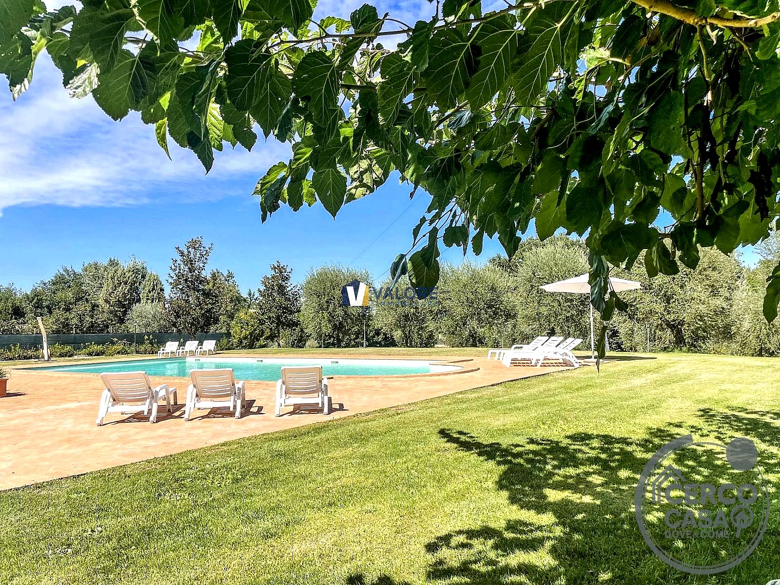 VILLA VENDITA FRATTA TODINA