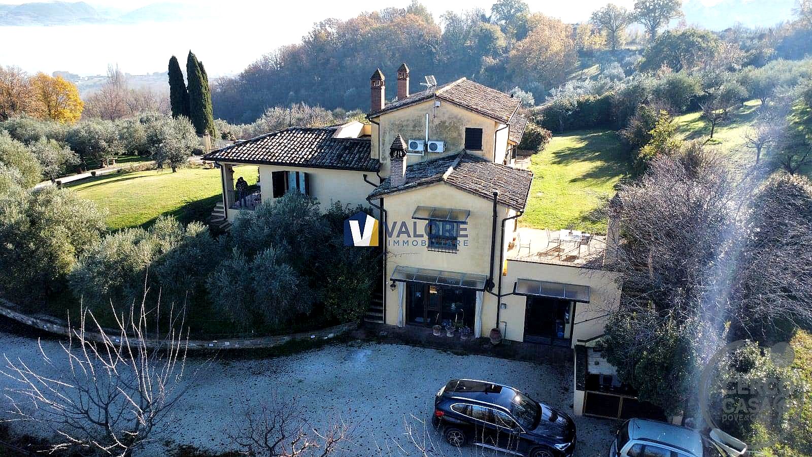 VILLA VENDITA CANNARA · foto 1