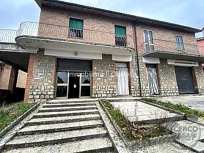 PORZIONE DI CASA VENDITA MASSA MARTANA · foto 35