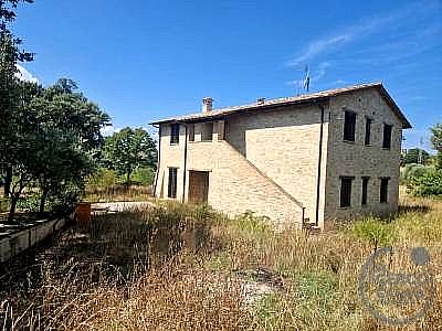 NEGOZIO VENDITA BASTIA UMBRA · foto 13