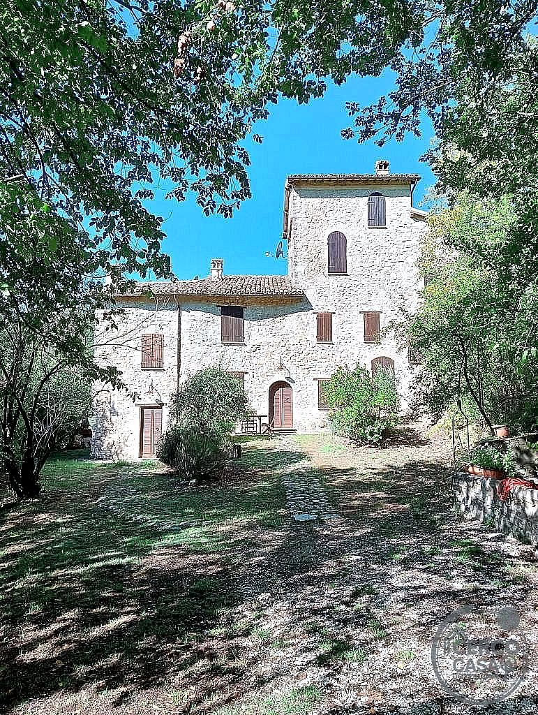 RUSTICO - CASALE VENDITA SPOLETO - Spoleto