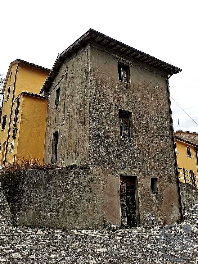 CASA INDIPENDENTE VENDITA TERNI VALSERRA