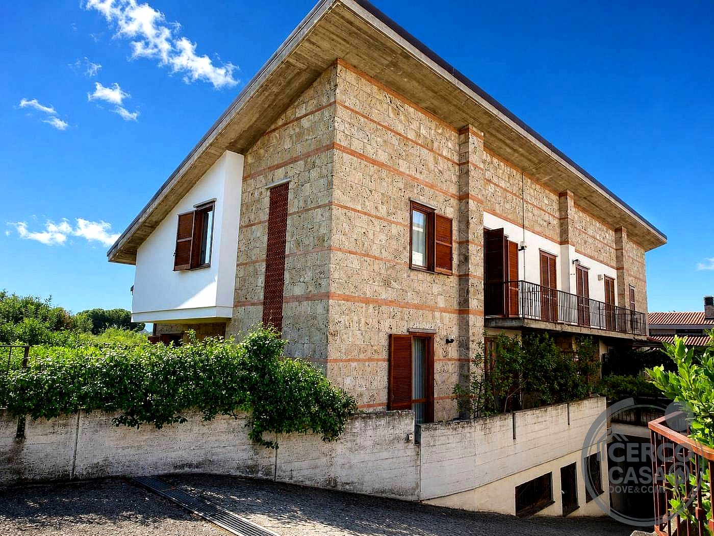 VILLA BIFAMILIARE VENDITA TERNI BORGO RIVO · foto 18