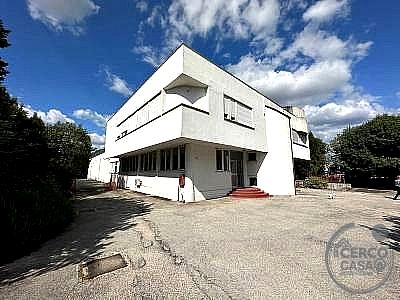 CAPANNONE AFFITTO TERNI COLLESCIPOLI · foto 26