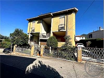 APPARTAMENTO VENDITA TERNI BORGO BOVIO · foto 37
